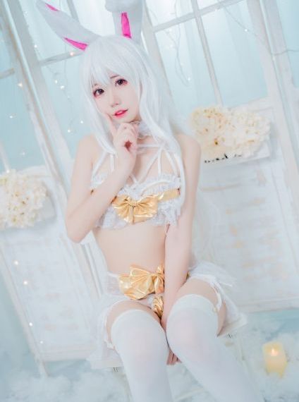欧美美女艳照_DVD高清迅雷在线观看